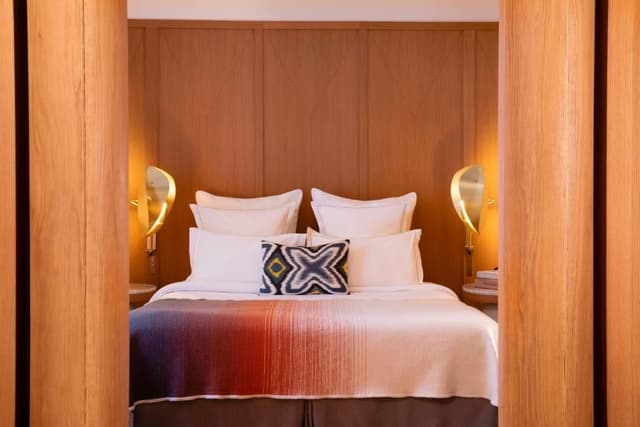 Prestige Suite