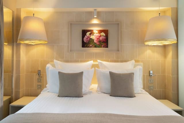 Traditional Room