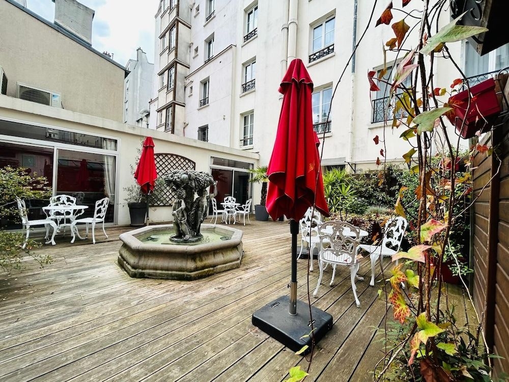 Agate Hotel3