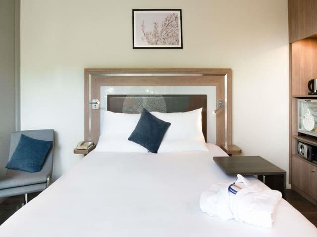 Executive Room, 1 Queen Bed, Terrace