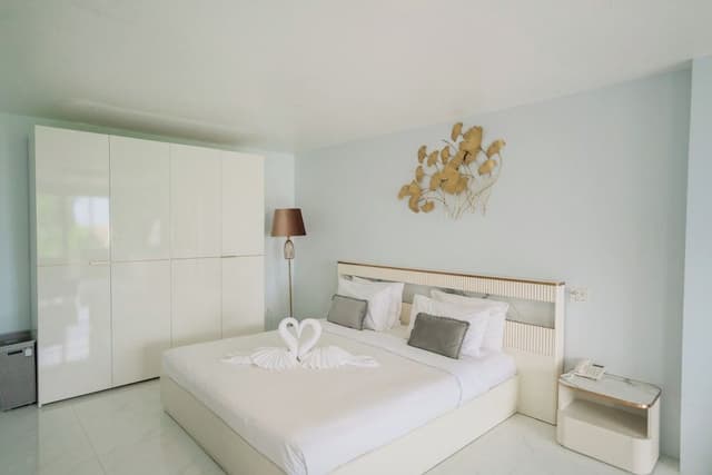 Penthouse Suite with City View