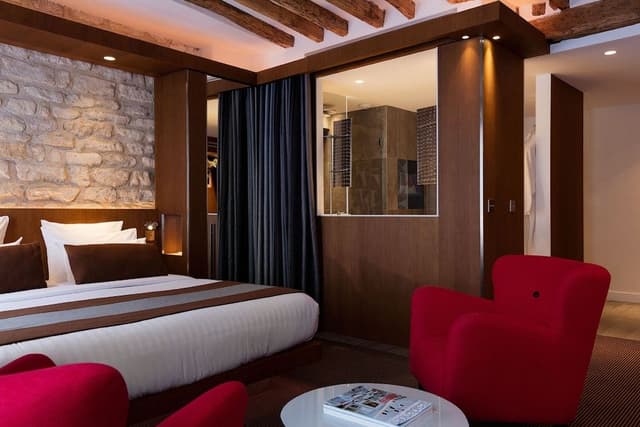 Junior Suite (Executive)