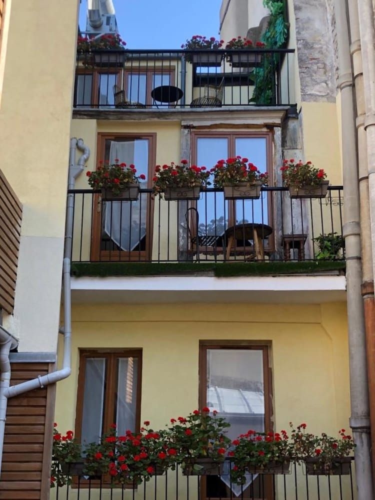 Pointe Rivoli1