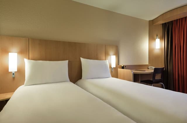 Standard Room, 2 Twin Beds