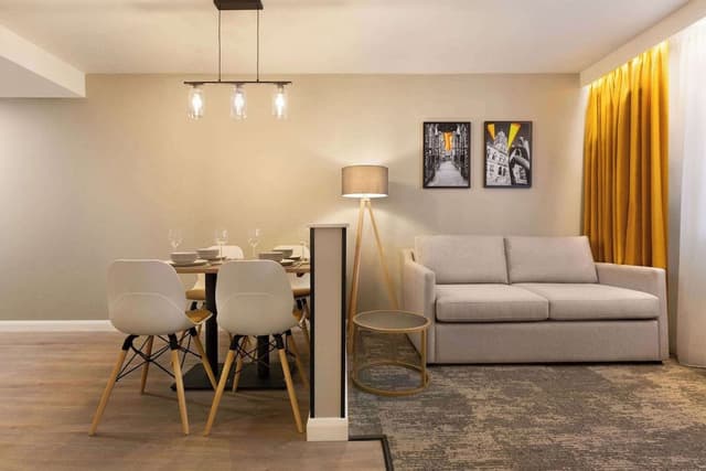 Apartment, 2 Bedrooms (1 King, 2 Twin, and 1 Sofabed)