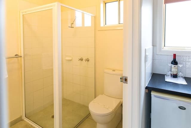 Deluxe Room, Multiple Beds, Non Smoking, Kitchenette (Walk-in Shower)