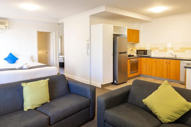 2 Bedroom Executive Suite