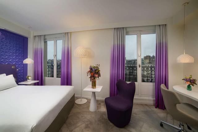 Suite with View with Extra Bed (4 Adults)