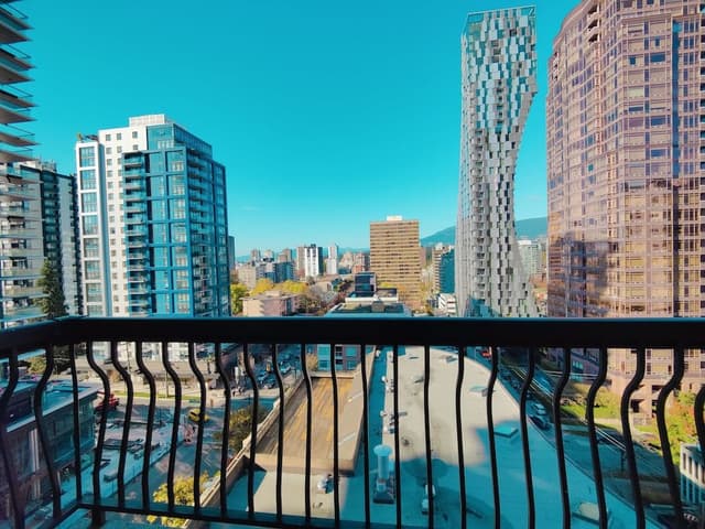One Bedroom Apartment with Balcony, Harbour View