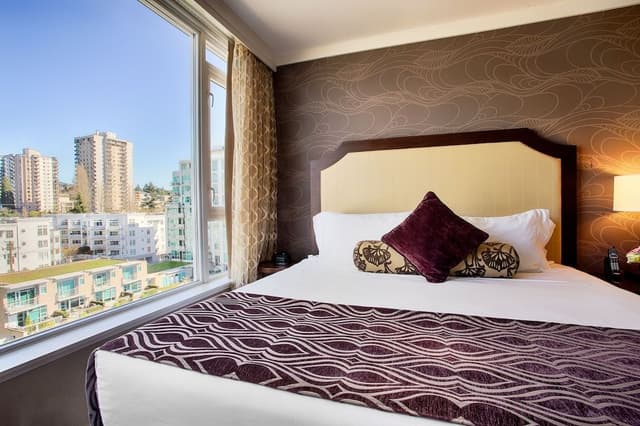 Junior Suite, 1 King Bed with Sofa bed, Mountainside