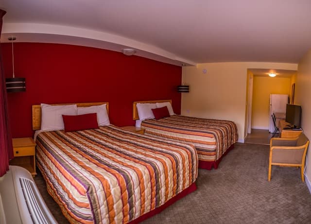 Standard Room, 2 Queen Beds