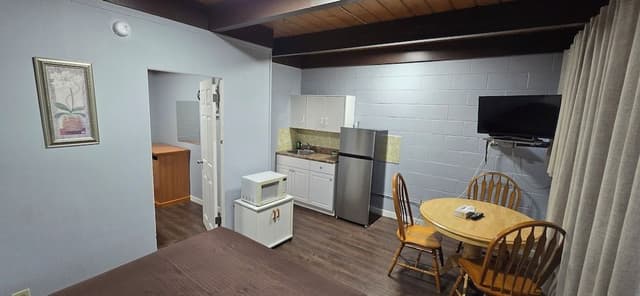 Studio, 2 Queen Beds