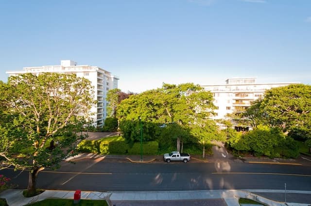 One Bedroom Suite, Residential View, King