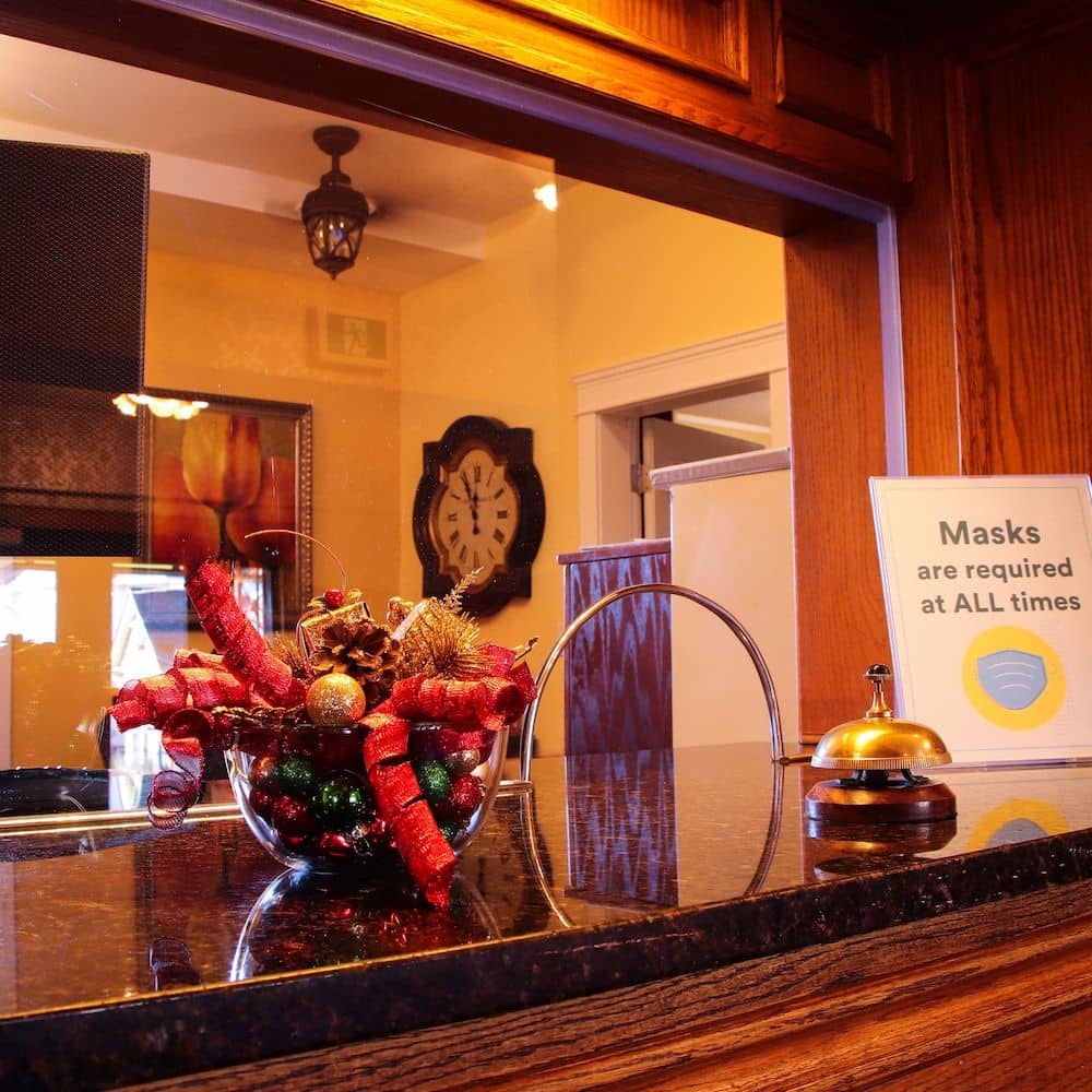 James Bay Inn Hotel & Suites James Bay Inn Hotel & Suites