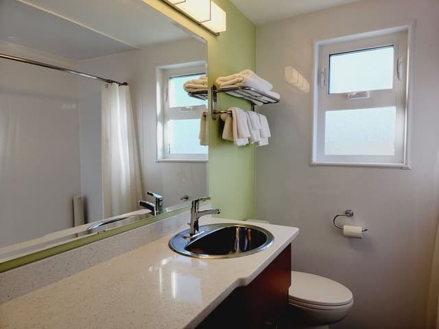 Premium House, 2 Bedrooms, Kitchen, Garden Area