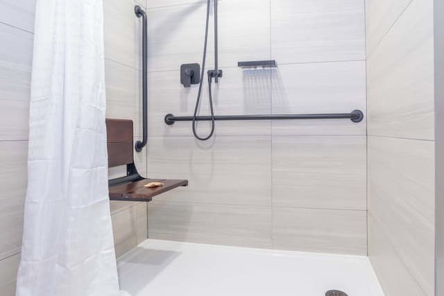 Suite, 1 King Bed with Sofa bed, Kitchen (Accessible)