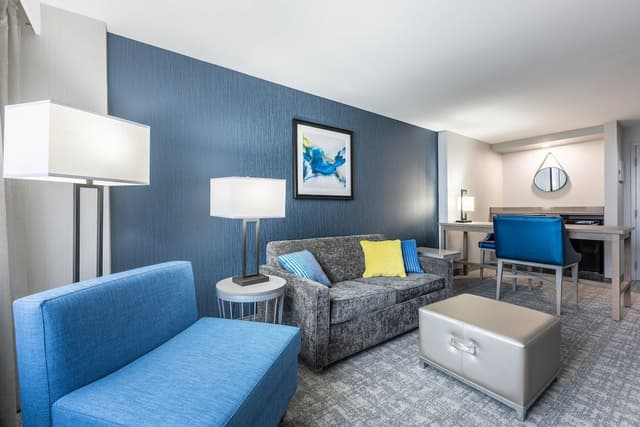 One-Bedroom Suite