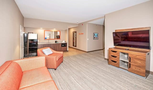 Room, 1 King Bed, Non Smoking