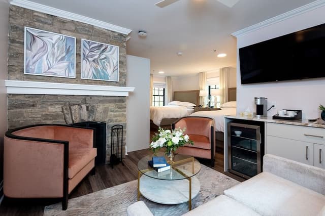 Luxury Suite Double Queen
