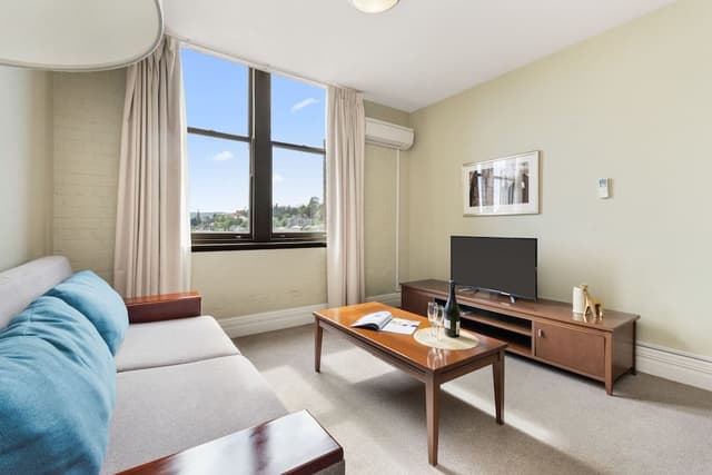 One Bedroom Apartment