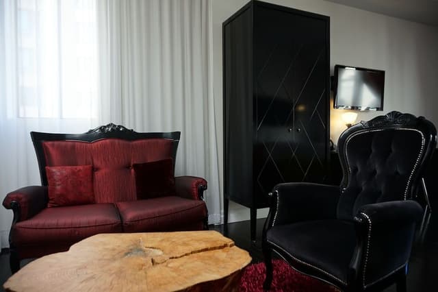Suite