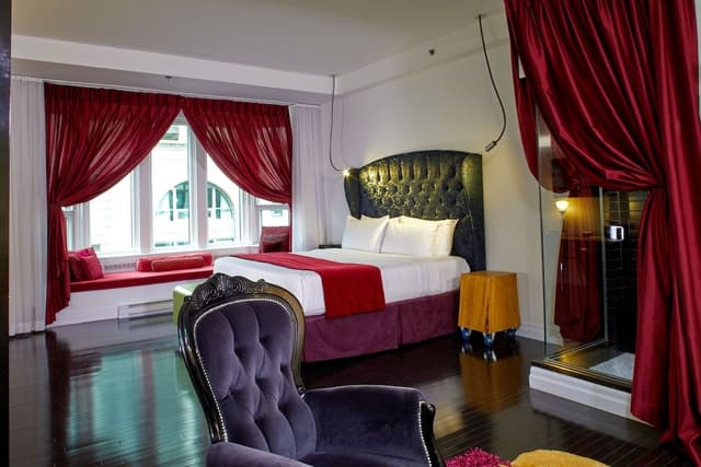 Suite