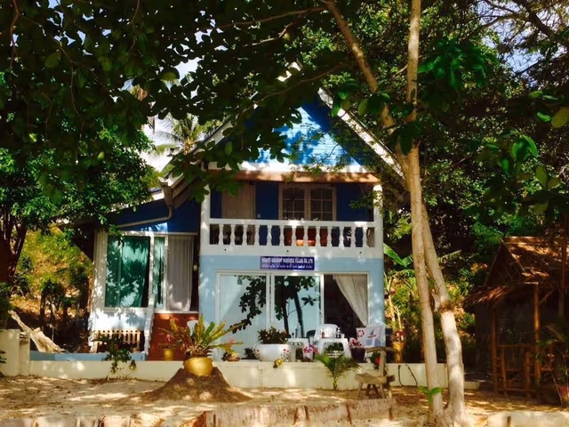 Beach House - Sea View