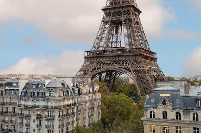 Deluxe Room, 1 King Bed, Balcony (Eiffel Tower View)