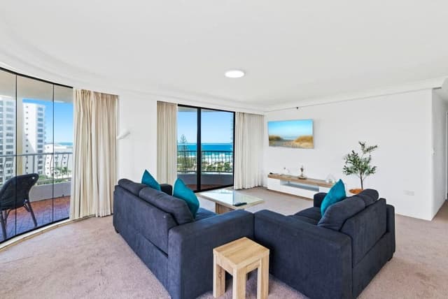2 Bedroom Mid Ocean View