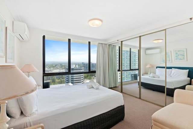 2 Bedroom Mid Ocean View