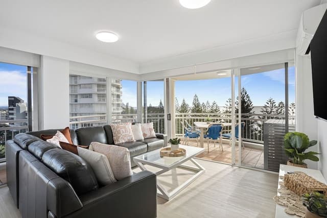 3 Bedroom Superior Ocean View Apartment
