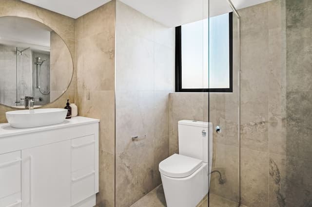 Room, 3 Bedrooms (Ocean)