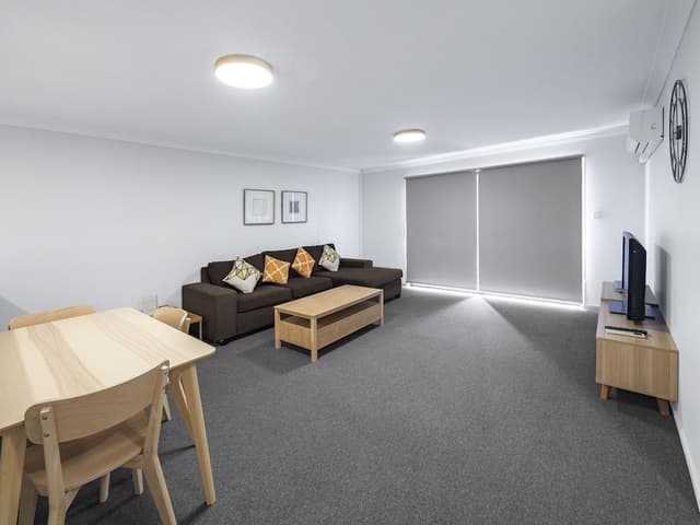 Deluxe 1 Bedroom Apartment
