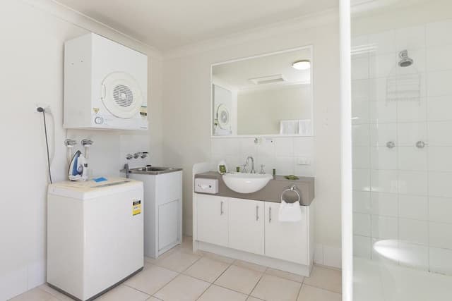 Deluxe 1 Bedroom Apartment