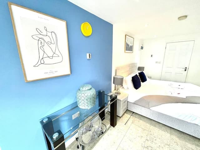 Family Suite, 1 Bedroom (Mill apt 1B)