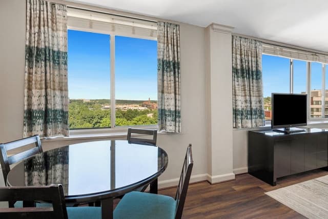 Suite, 1 Bedroom (Potomac, Double)
