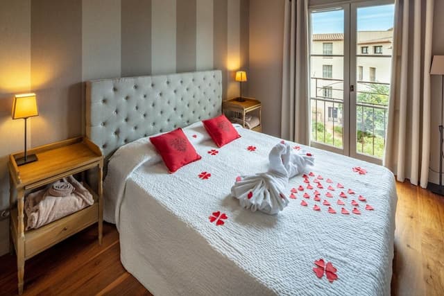 Executive Suite, Hot Tub (43m2)