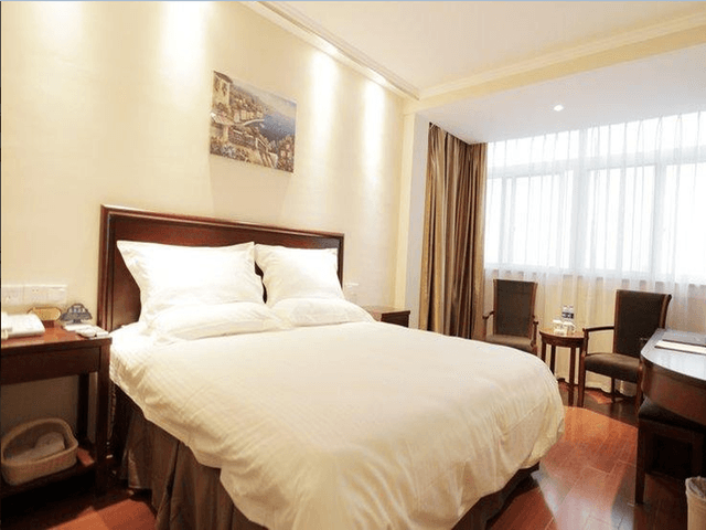 GRT - Special Offer Room with Queen Bed