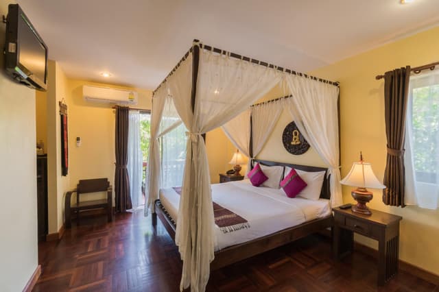 Classic Double Room