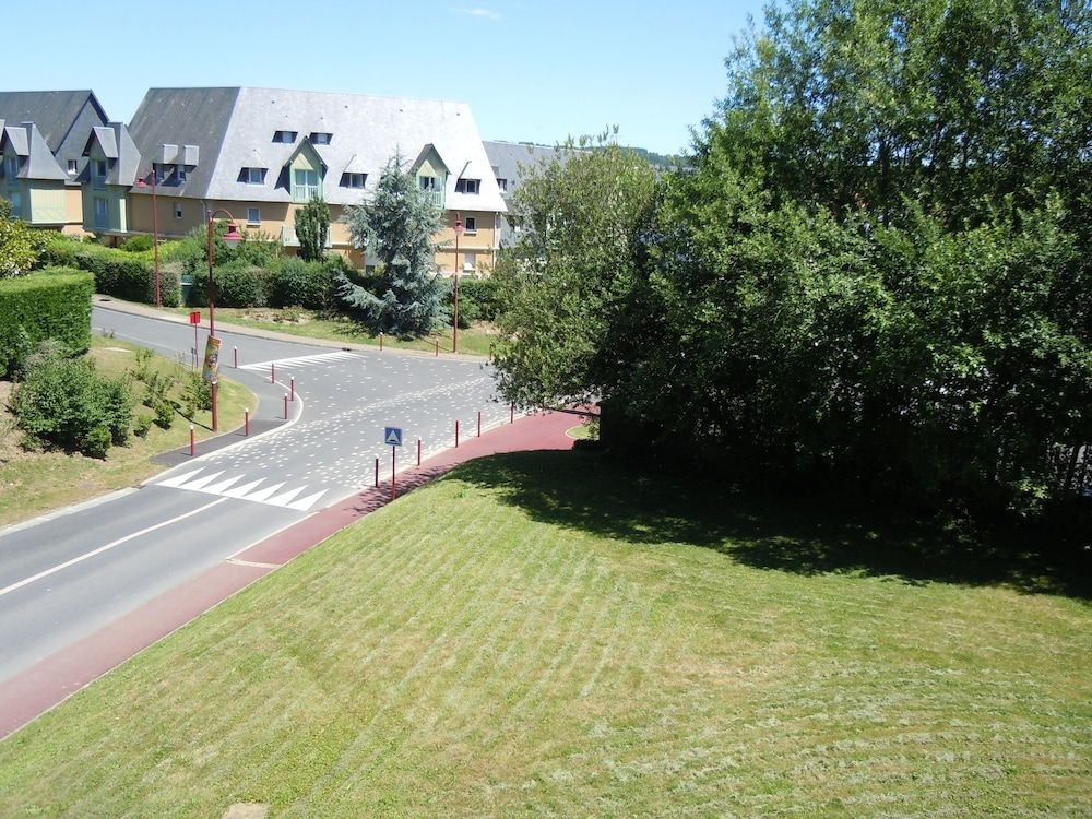Comfort Suites Deauville Sud2
