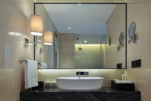 Superior Room, 1 King Bed