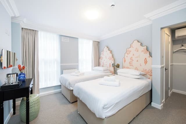 Superior Twin Room
