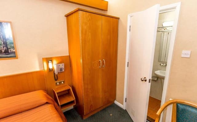 Standard Single Room