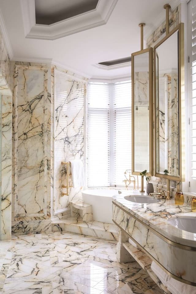 The Oscar Suite