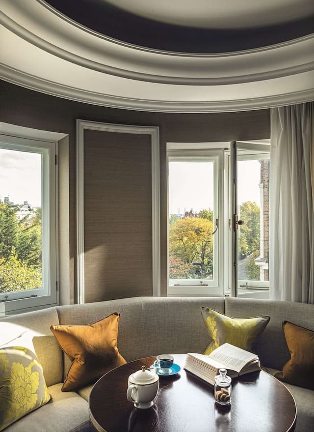 Suite, Park View, Corner