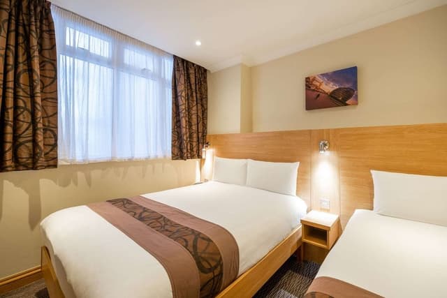 Standard Room, Multiple Beds, Non Smoking