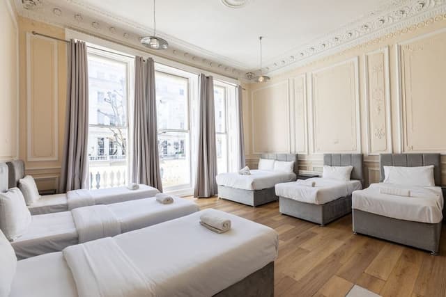Premium Studio, Ensuite (Group)