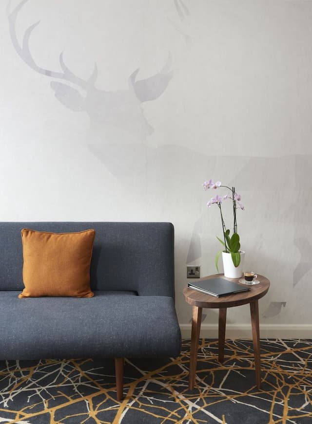 Suite (Hill Collection Suite)