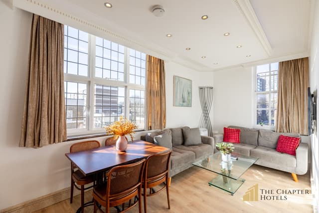 Luxury Two Bedroom Apartment