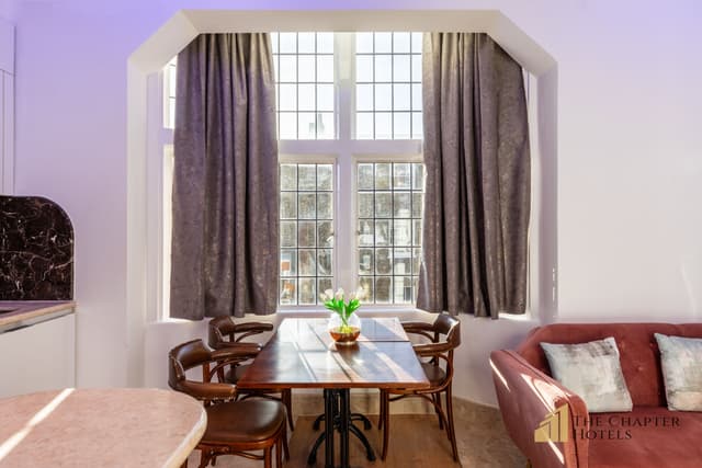 Luxury Two Bedroom Apartment